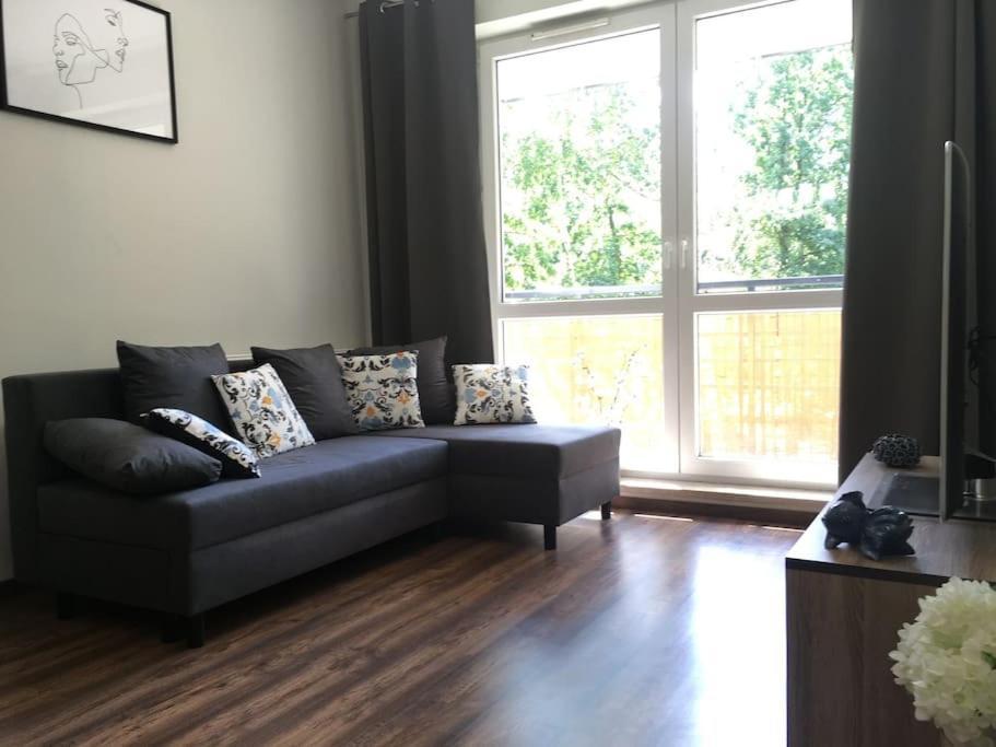 Cichy Apartament, Doskonala Komunikacja, Parking. Varšava